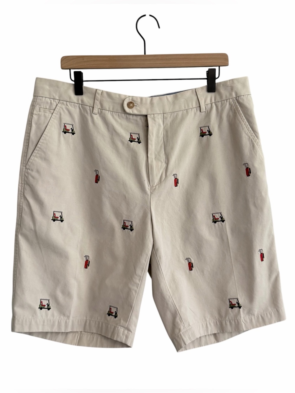 J McLaughlin Mens Oliver Golf Shorts Size 36 Embroidered Golf Carts and Clubs